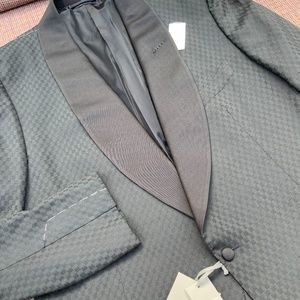 SOLD Tyler Perry’s $5k TOM FORD Shawl Collar Dinner Tuxedo Jacket 64L 64 Black